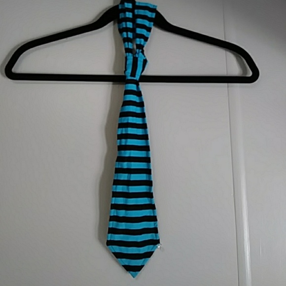 Blue/Black Horizontal Stripe Tie - Picture 3 of 6